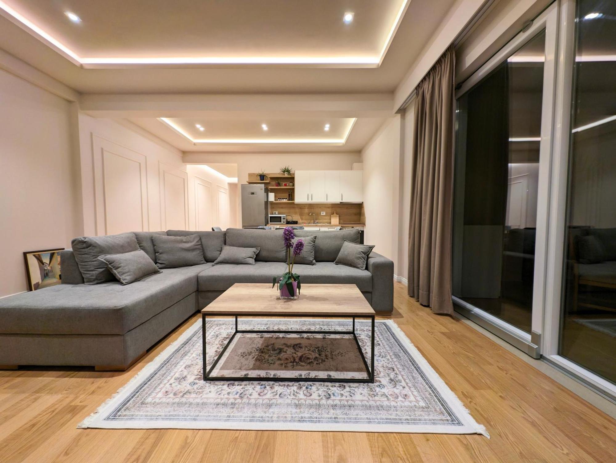 Villa With Garden And Veranda Berat Exterior foto